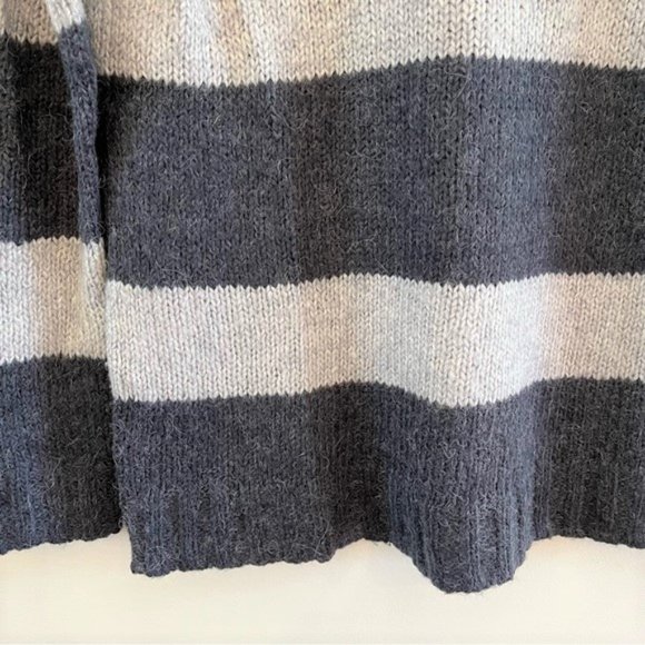 Gap Alpaca Blend Striped Sweater Size M - Picture 5 of 8